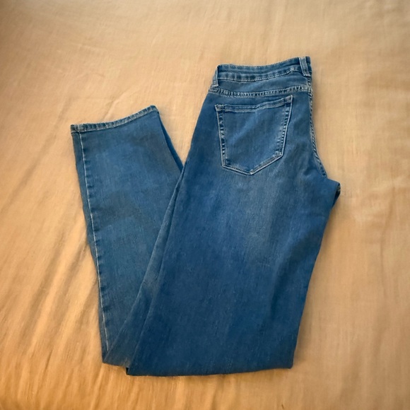 Falls Creek Classic Blue Jeans - Picture 1 of 2